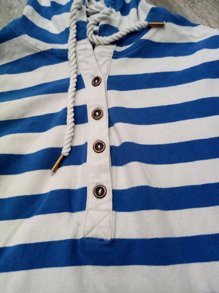 Pull fin à capuche taille S - photo numéro 3