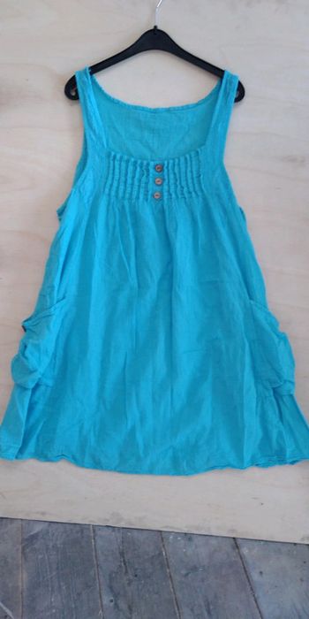 Jolie robe légère mc avec 2 poches sur le côté turquoise