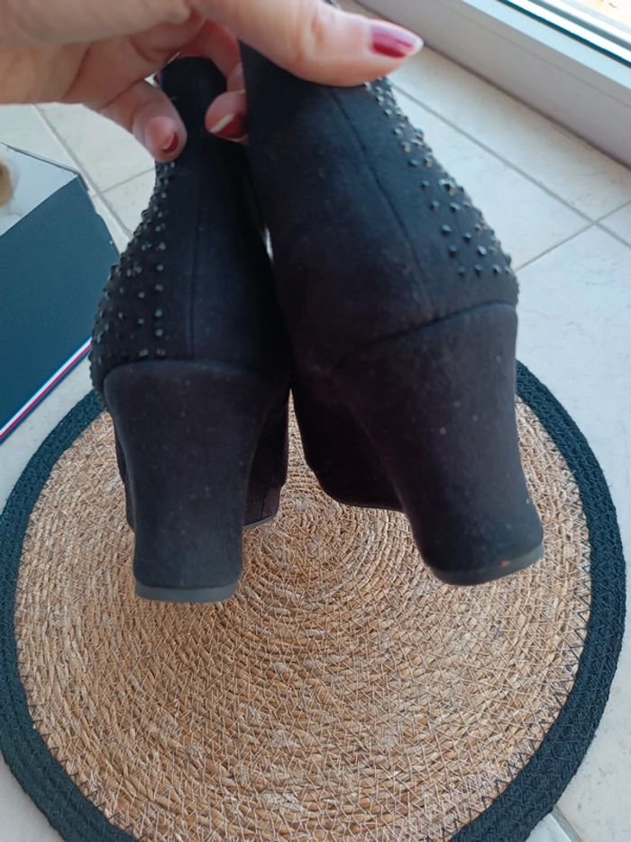 Bottines noires strass daim - pointure 39 - neuves - photo numéro 4