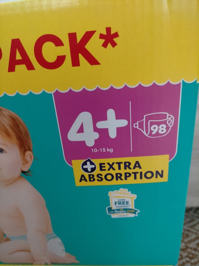Lot couches Pampers baby dry taille 4+ - photo numéro 2