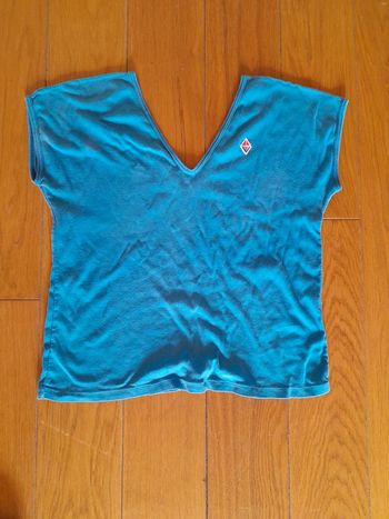 T-shirt bleu