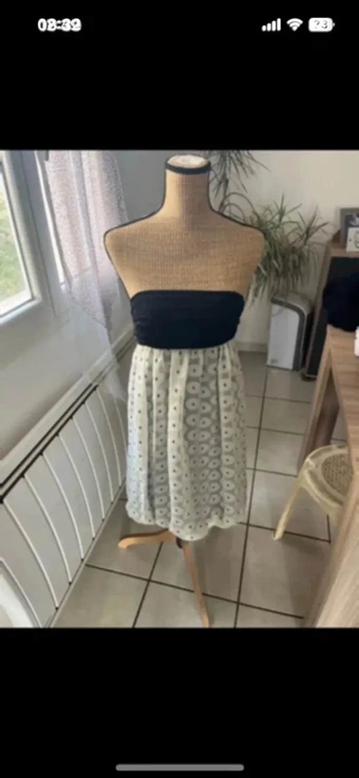 Robe sans bretelle Zara