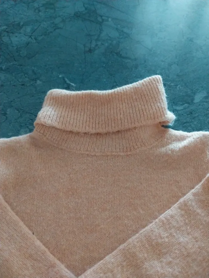 Pull à col roulé 5 ans - photo numéro 2