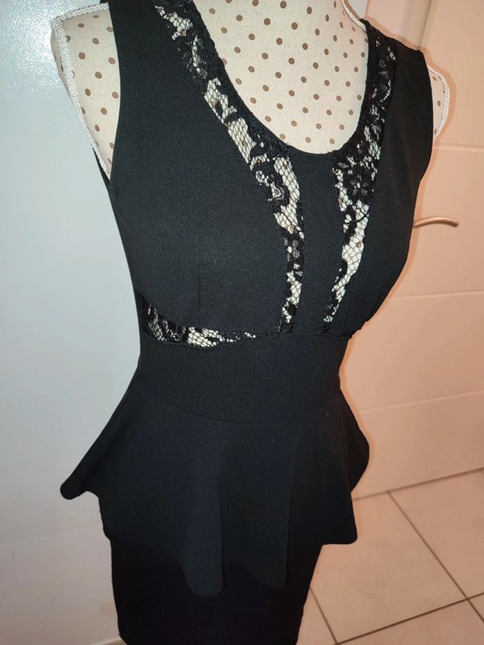 Robe ceintrée - photo numéro 2