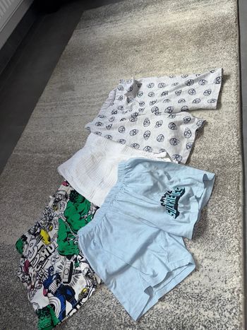 Lot de short 104-110 garçon bonne etat