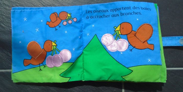 Joli livre à toucher "Noël" éditions Usborne - photo numéro 3