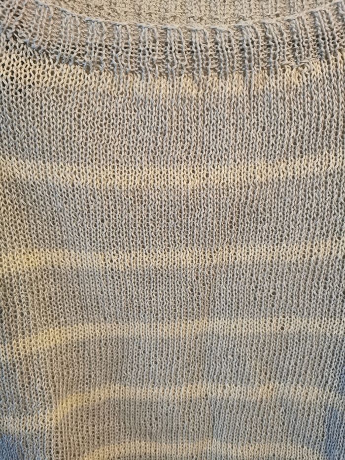 pull tricoté mains neuf taille 42 - photo numéro 3