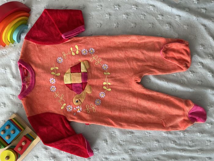 pyjama grenouillère en velours orange et rouge impression devant 12 mois tissaia - photo numéro 4