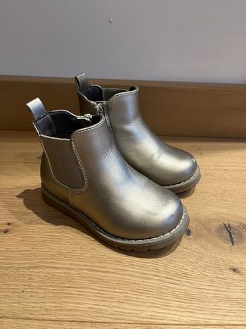 Bottines obaïbi taille 23 doré fille