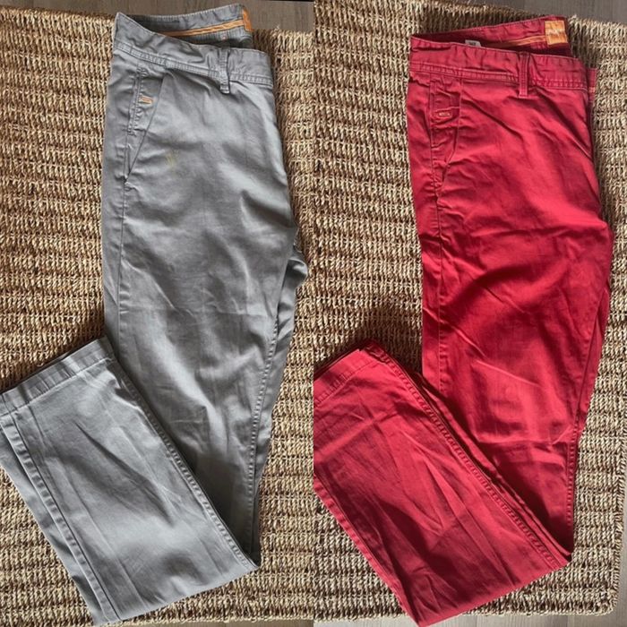 2 Chinos Hugo Boss gris et bordeau