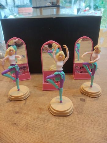 3 barbies danseuses