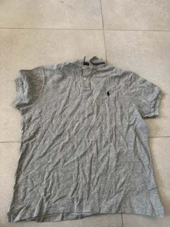 Polo Ralph Lauren gris Taille XL, très bon état