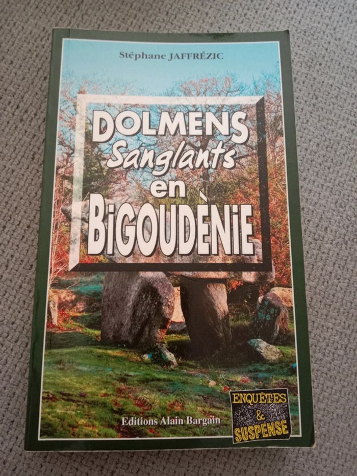 Stéphane Jaffrézic - Dolmens Sanglants en Bigoudénie
