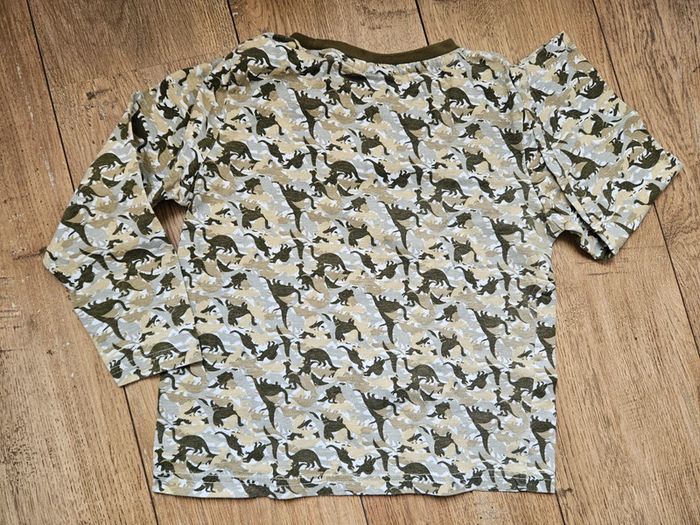 T.shirt manches longues kaki motif dinausores Lupilu 5 ans - photo numéro 4