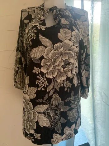 Blouse fantaisie taille 42 manches 3/4