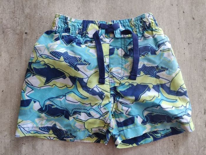 short de bain 2/4 ans neuf