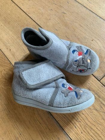 Chaussons gris scratch Bellamy taille 25