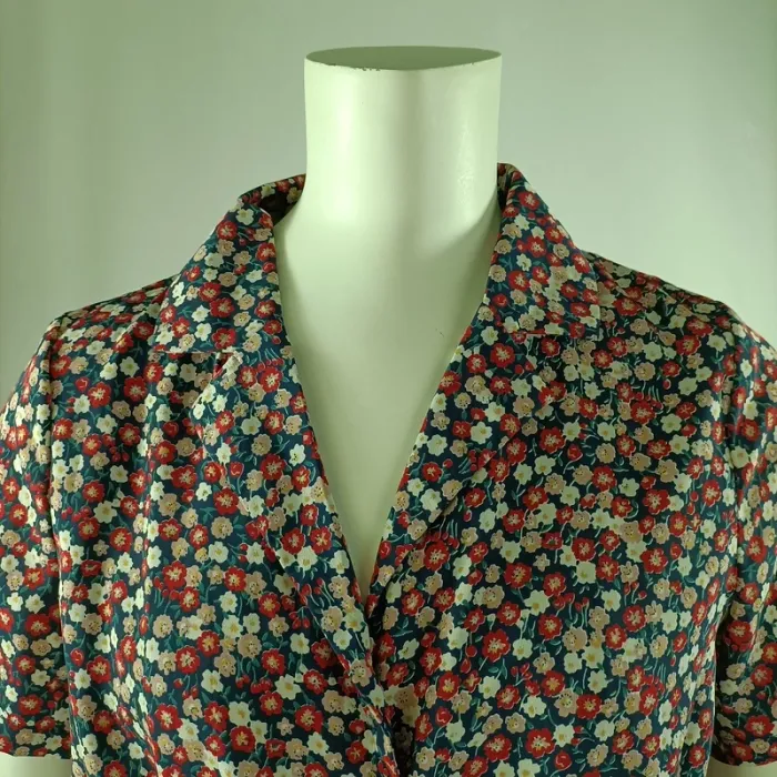 Combishort Daphnea Paris bleu marine à fleurs, col chemise, taille élastique, taille S A1210 - photo numéro 8