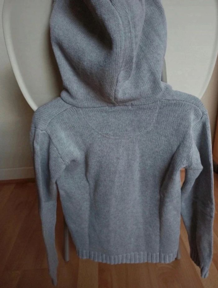 gilet pull gris boutons en bois Lisa rose 10ans - photo numéro 4