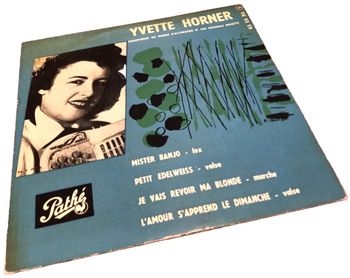 Vinyle 45 tours  Yvette  Horner  (1956) Mister Banjo Pathé 45 EA 86