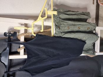 Ensemble composé d'une jupe tao et d'un debardeur h&m