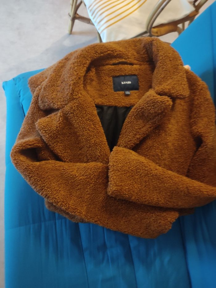 Manteau bouclettes - photo numéro 5