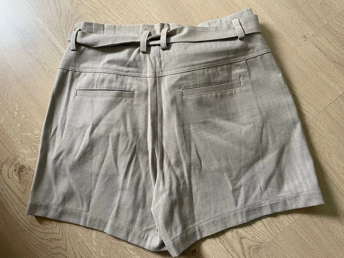 Short beige - photo numéro 4