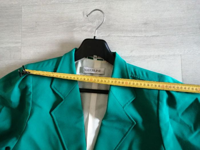 Tailleur vert - photo numéro 8
