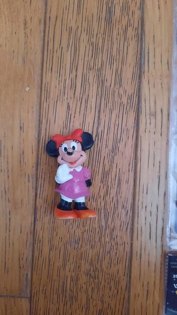 Figurine minnie