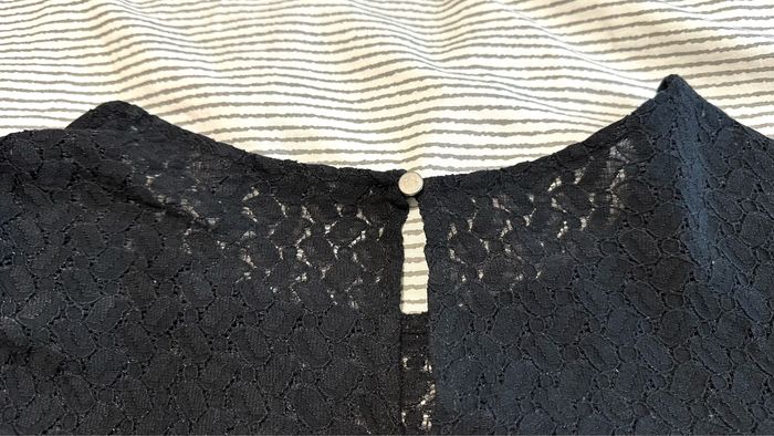 Haut en dentelle Kiabi - photo numéro 3