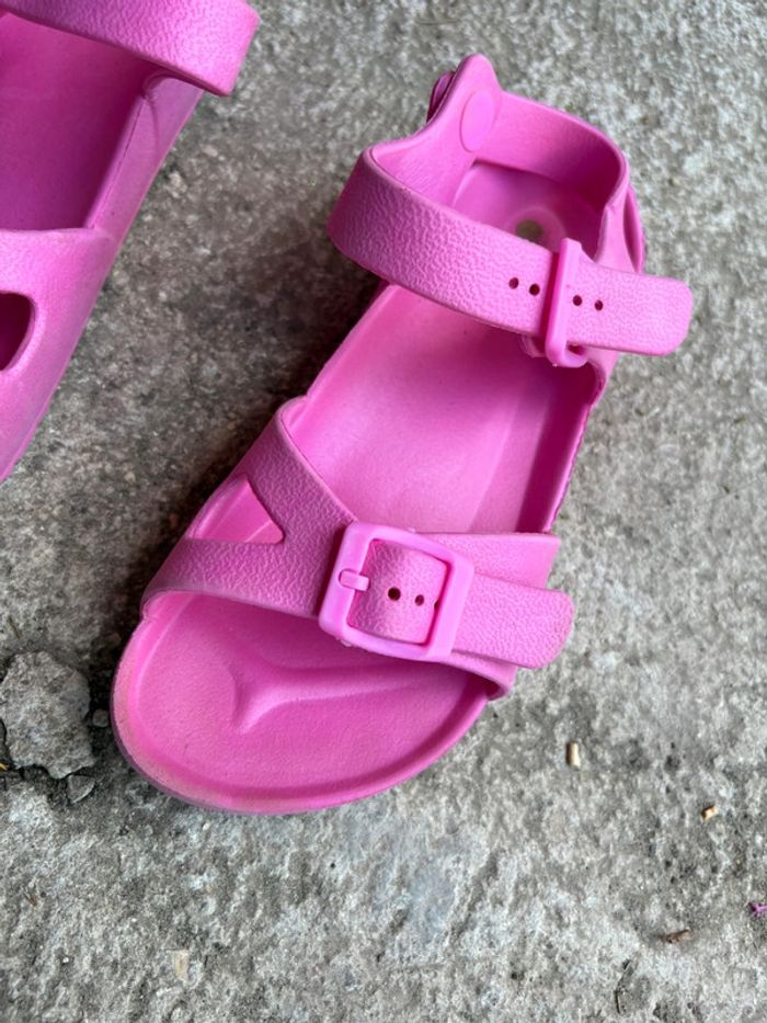 Sandales fille taille 31 - photo numéro 2