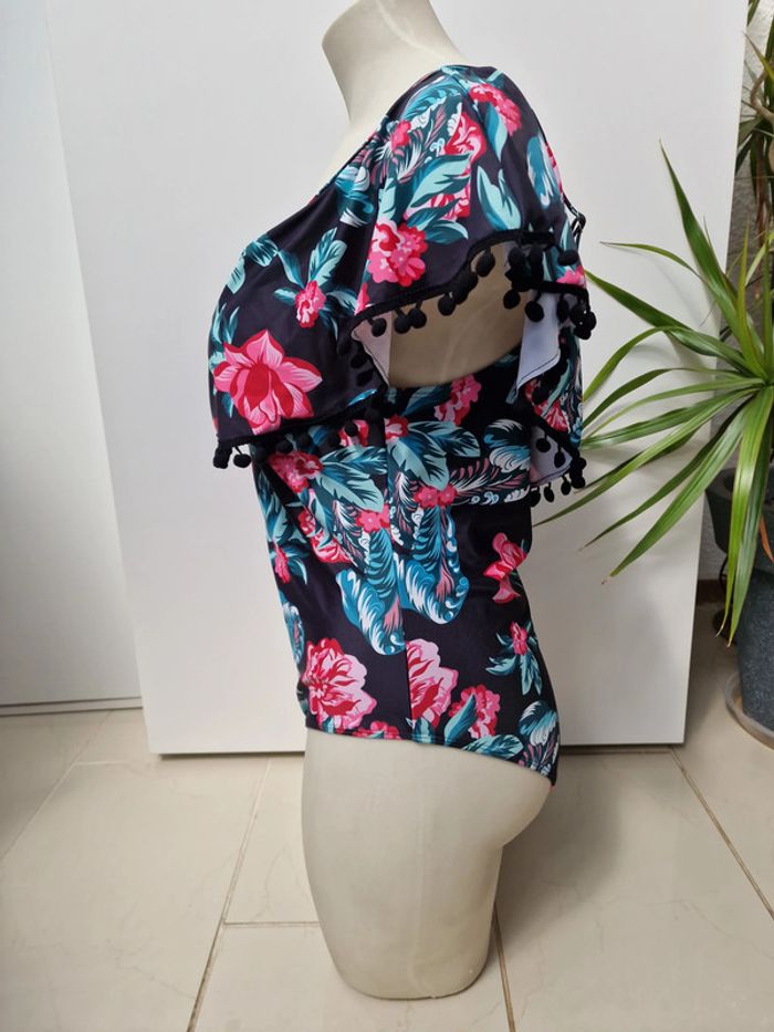 Maillot de Bain Tankini Une Piece Col Bateau Pompons Fleurs Taille 2XL 48 - photo numéro 3