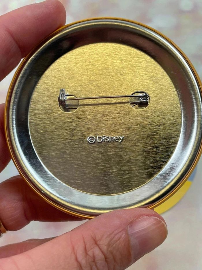 Badge Disneyland Anniversaire + Stickers Shanghai Disney Resort - photo numéro 4