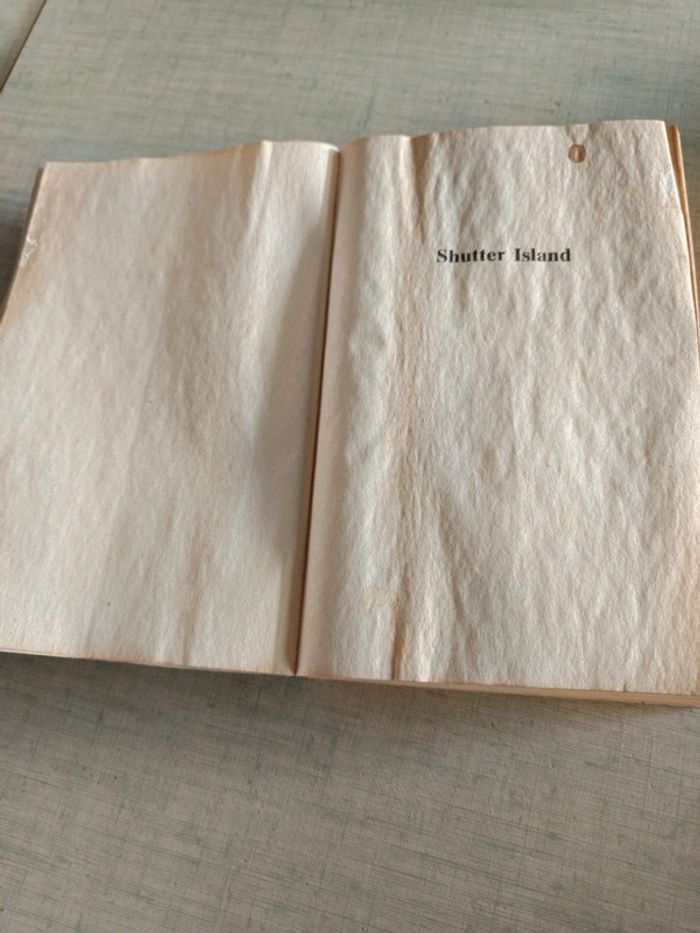 Livre shutter island - photo numéro 3