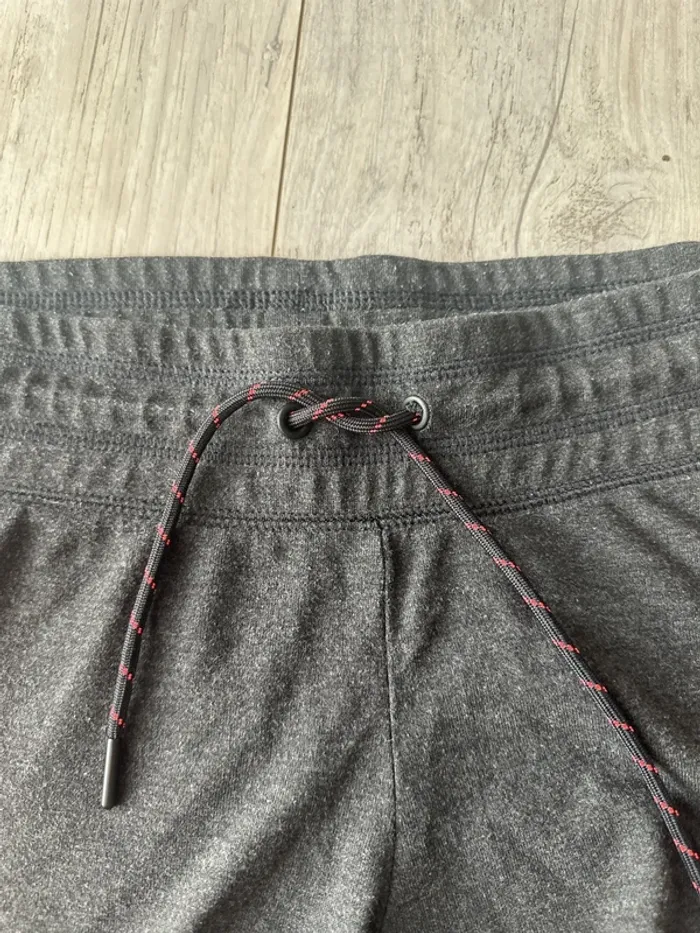 Short de sport Adidas - photo numéro 3