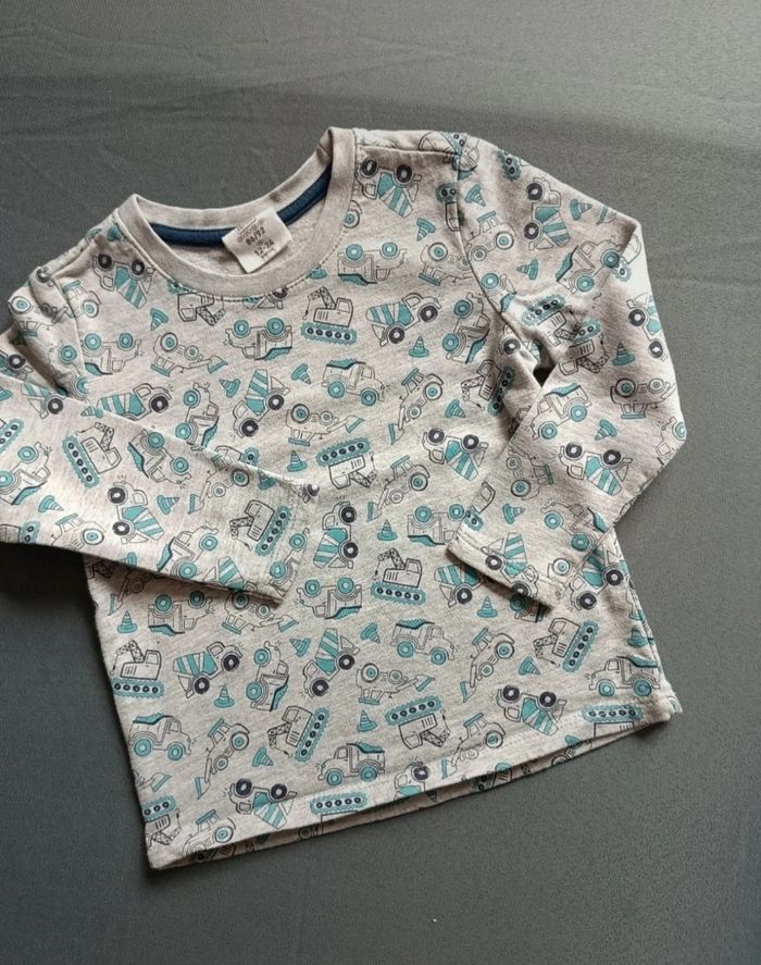 Sweat fin gris motif voiture - photo numéro 2