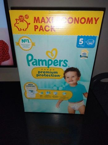 Pack de 80 couches Pampers premium protection taille 5