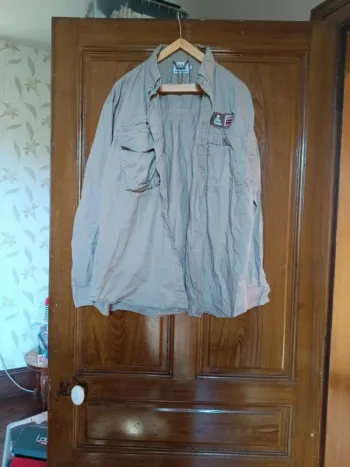 277- Chemise crème, taille XL, henkel