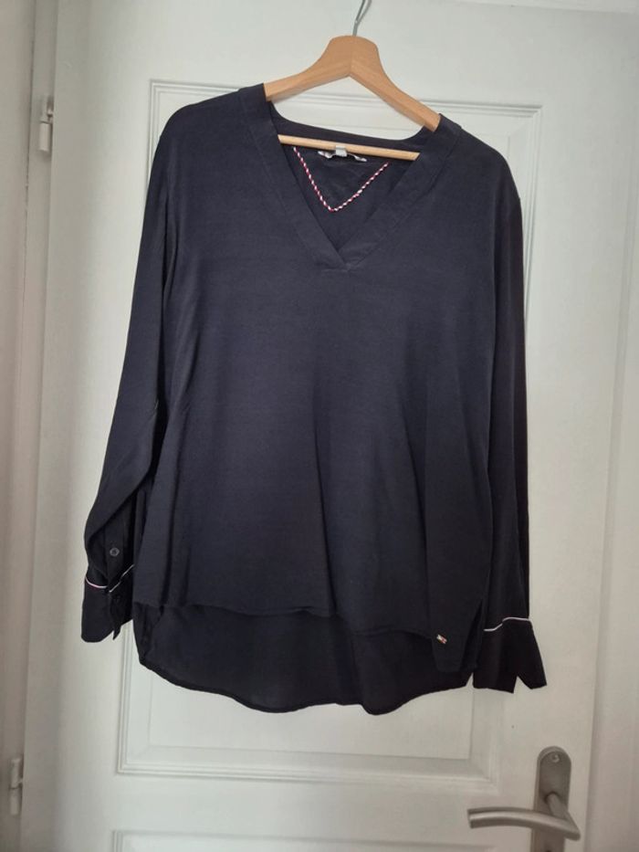 Blouse chemise Tommy Hilfiger taille 42 peu portée