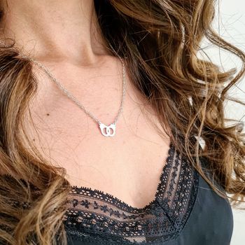 Collier menotte