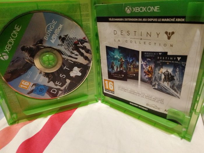 Lot de 2 jeux Xbox one Destiny 1 et 2. - photo numéro 2