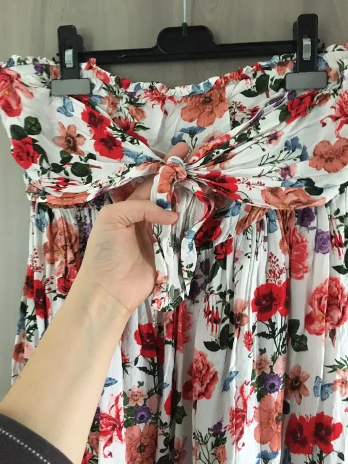 Robe bustier à fleurs courtes été T.38 - photo numéro 2