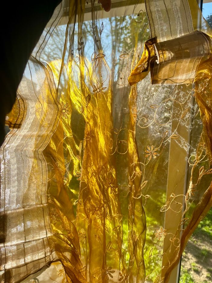 Paire de voilages marron brodés motif fleurs- Très bon état - photo numéro 10