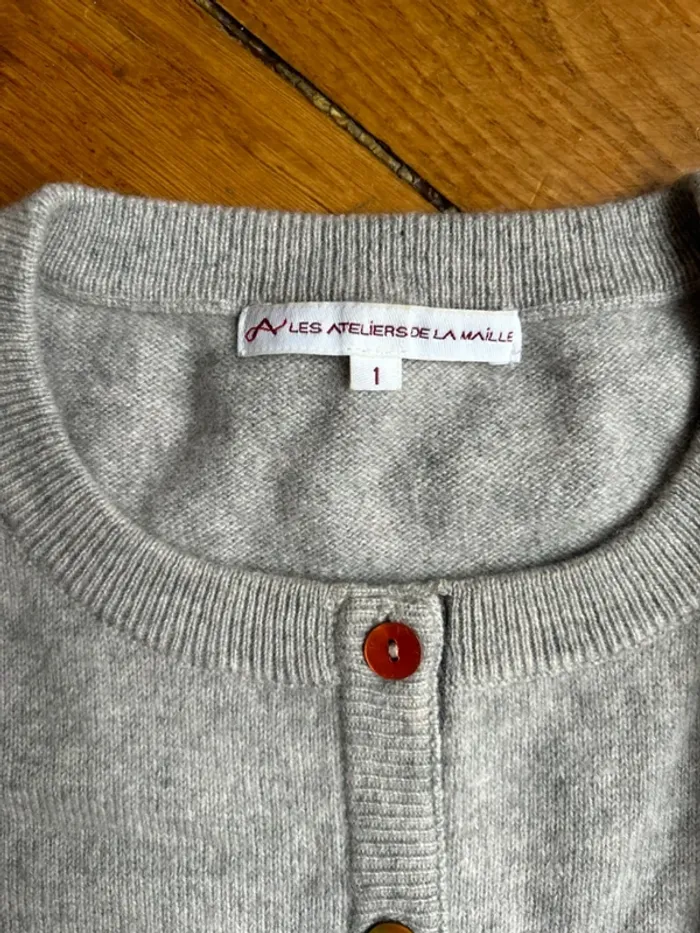 Magnifique gilet 100% cachemire taille 8/10 ans - photo numéro 4