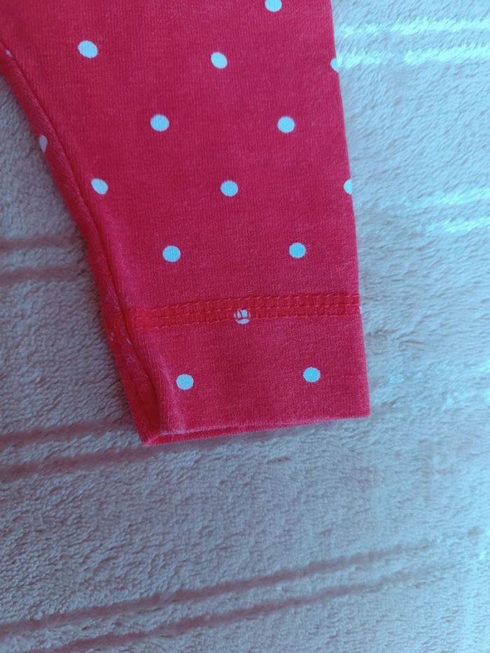 🔸 Legging rouge à pois blancs - Disney 0 / 1 Mois🔸 - photo numéro 5