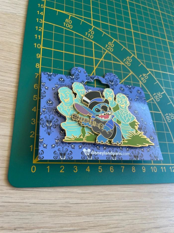 Pin's Disney Stitch Haunted Mansion - Disneyland Paris - photo numéro 3
