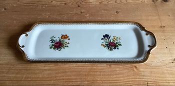 Plat à cake en porcelaine