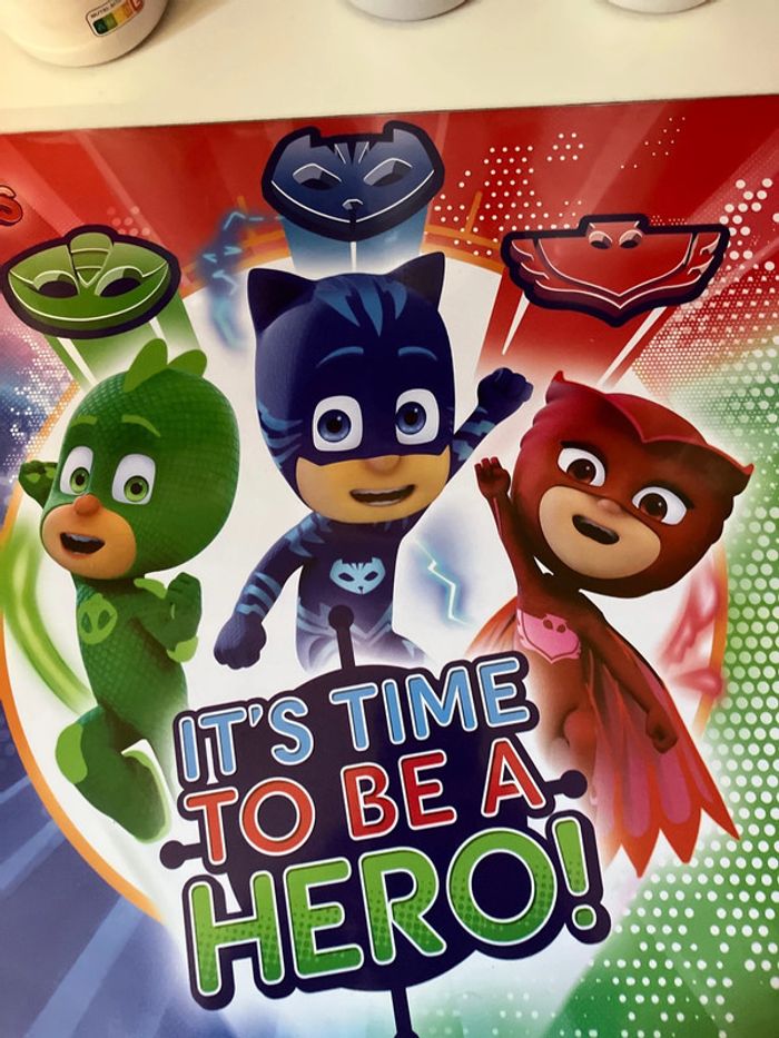 Sous-Mains. Pyjamasks. - photo numéro 2