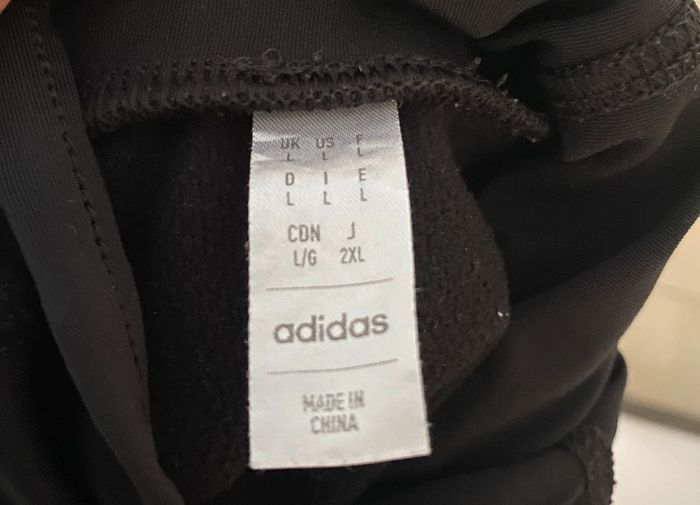 Sweat Adidas - photo numéro 2
