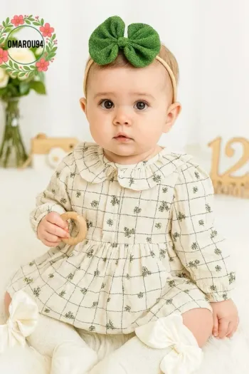 Robe fleurie+bandeau cheveux et chaussettes hautes sergent major fille 12 mois 🎀